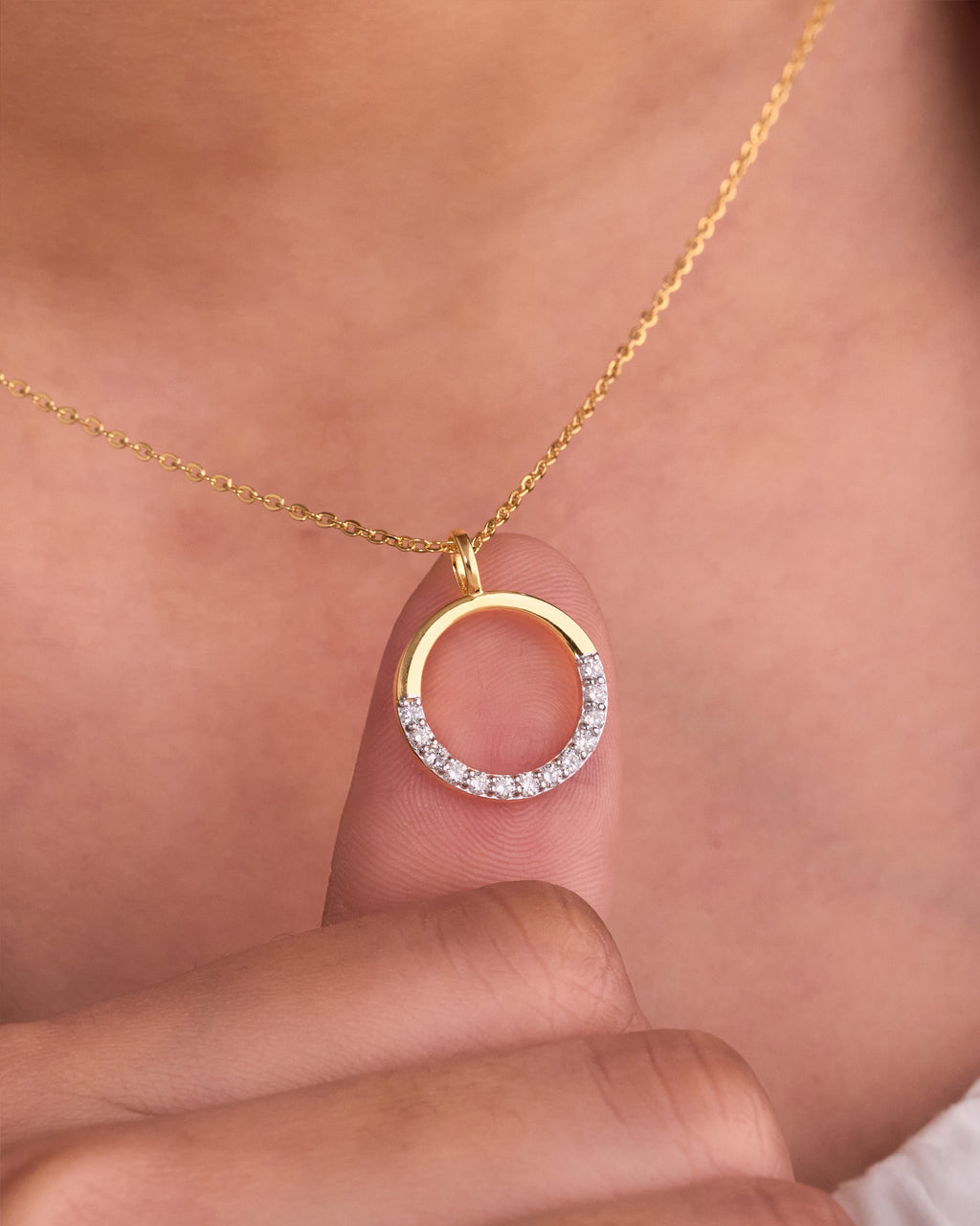 Half Diamond Half Gold Circle Pendant -15.5 mm