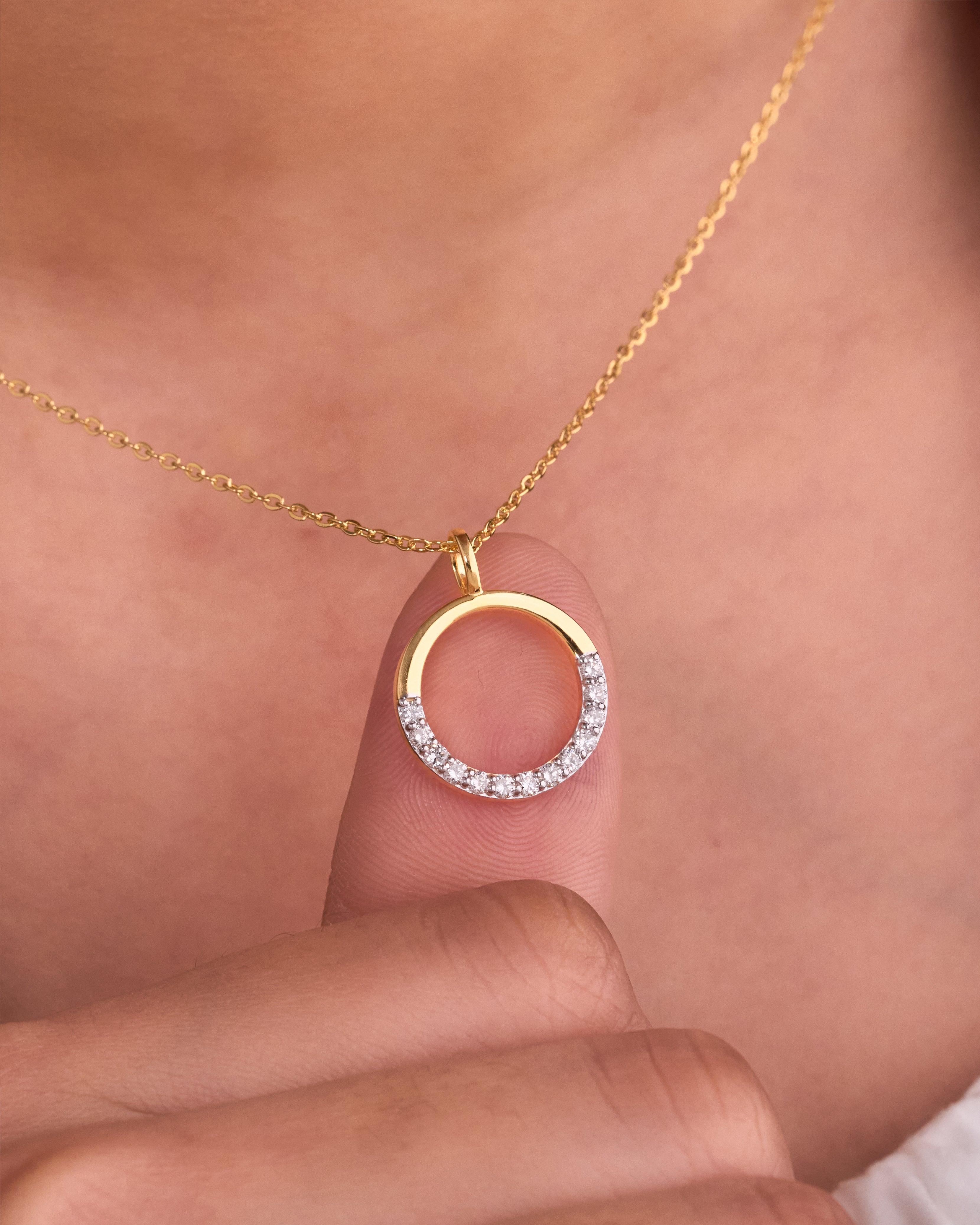 Half Diamond Half Gold Circle Pendant -15.5 mm